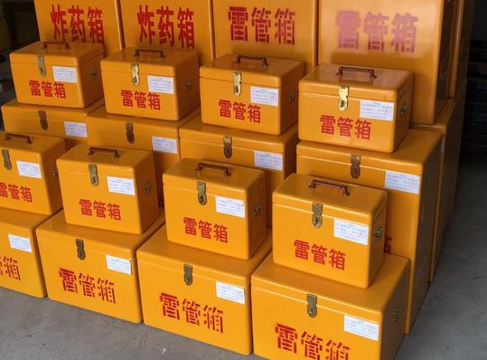 南涧玻璃钢雷管箱的使用寿命一般是多少？